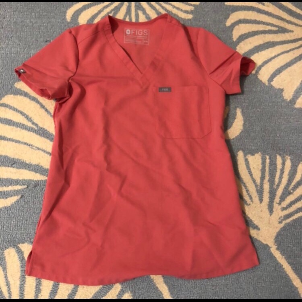 BNWOT XXS pink FIGS Catarina Scrub Top